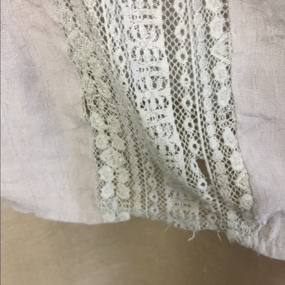 Gray flowy tank - Picture 3 of 3